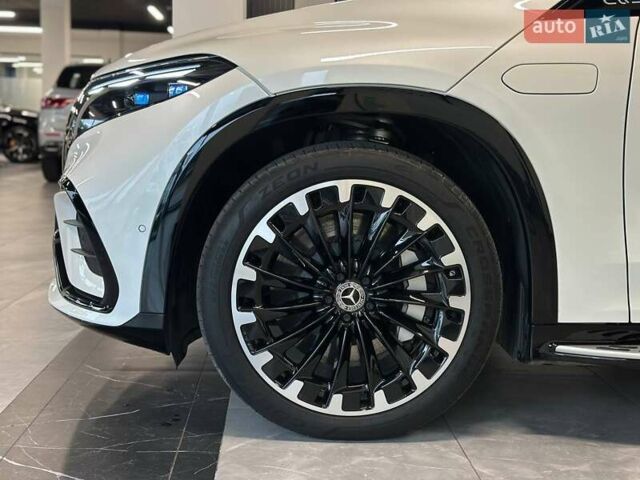 Білий Мерседес EQS SUV, об'ємом двигуна 0 л та пробігом 36 тис. км за 91911 $, фото 5 на Automoto.ua
