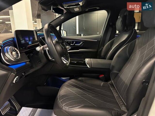 Білий Мерседес EQS SUV, об'ємом двигуна 0 л та пробігом 36 тис. км за 91911 $, фото 17 на Automoto.ua