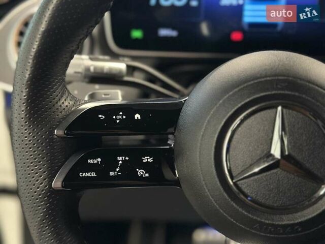 Білий Мерседес EQS SUV, об'ємом двигуна 0 л та пробігом 36 тис. км за 91911 $, фото 27 на Automoto.ua