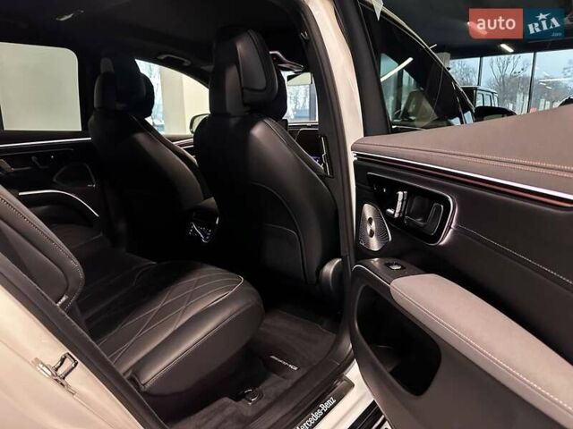 Білий Мерседес EQS SUV, об'ємом двигуна 0 л та пробігом 36 тис. км за 91911 $, фото 34 на Automoto.ua