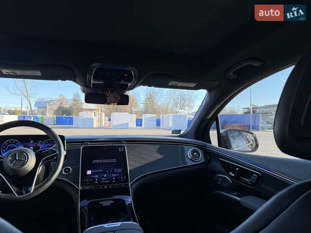 Черный Мерседес EQS SUV, объемом двигателя 0 л и пробегом 49 тыс. км за 55000 $, фото 41 на Automoto.ua