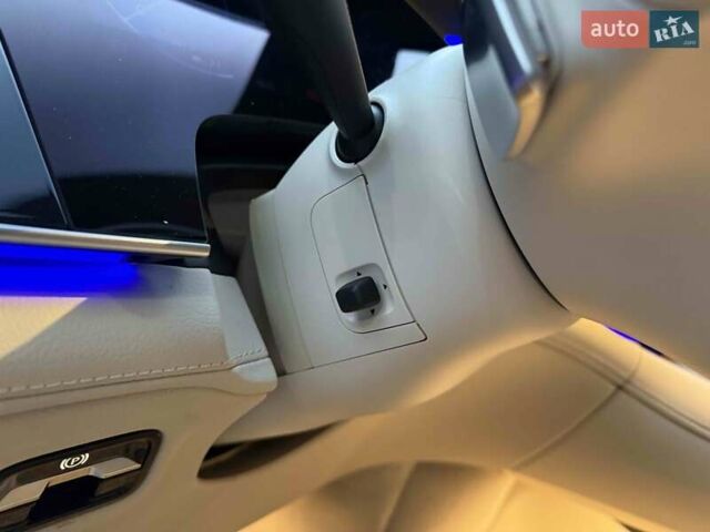 Чорний Мерседес EQS SUV, об'ємом двигуна 0 л та пробігом 28 тис. км за 72900 $, фото 18 на Automoto.ua