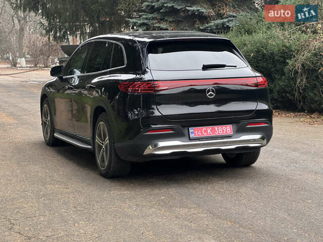 Чорний Мерседес EQS SUV, об'ємом двигуна 0 л та пробігом 63 тис. км за 60000 $, фото 4 на Automoto.ua