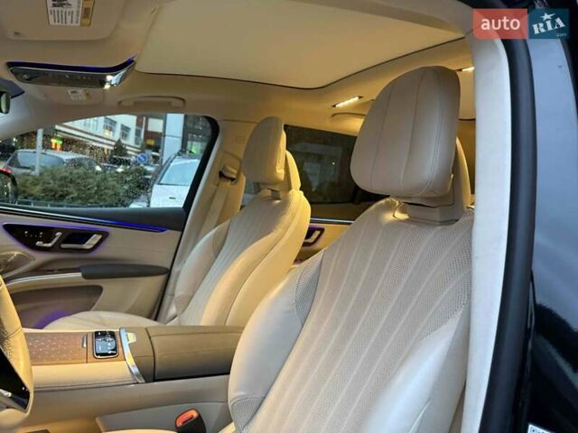 Чорний Мерседес EQS SUV, об'ємом двигуна 0 л та пробігом 28 тис. км за 72900 $, фото 15 на Automoto.ua