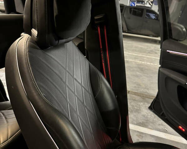 Черный Мерседес EQS SUV, объемом двигателя 0 л и пробегом 60 тыс. км за 57000 $, фото 17 на Automoto.ua
