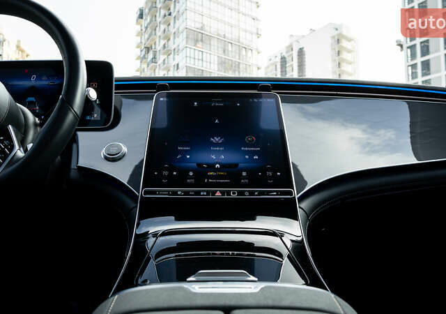 Черный Мерседес EQS SUV, объемом двигателя 0 л и пробегом 33 тыс. км за 60000 $, фото 29 на Automoto.ua