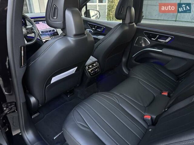 Черный Мерседес EQS SUV, объемом двигателя 0 л и пробегом 15 тыс. км за 77900 $, фото 22 на Automoto.ua
