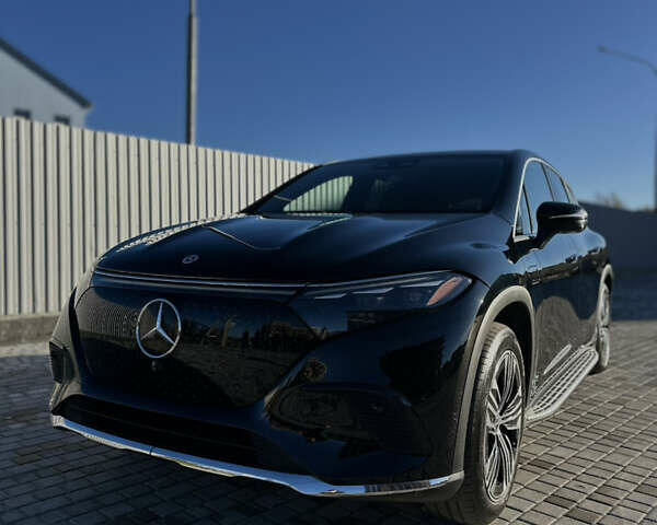 Чорний Мерседес EQS SUV, об'ємом двигуна 0 л та пробігом 24 тис. км за 73500 $, фото 1 на Automoto.ua