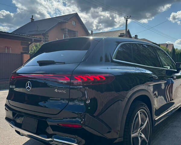 Черный Мерседес EQS SUV, объемом двигателя 0 л и пробегом 50 тыс. км за 70000 $, фото 5 на Automoto.ua