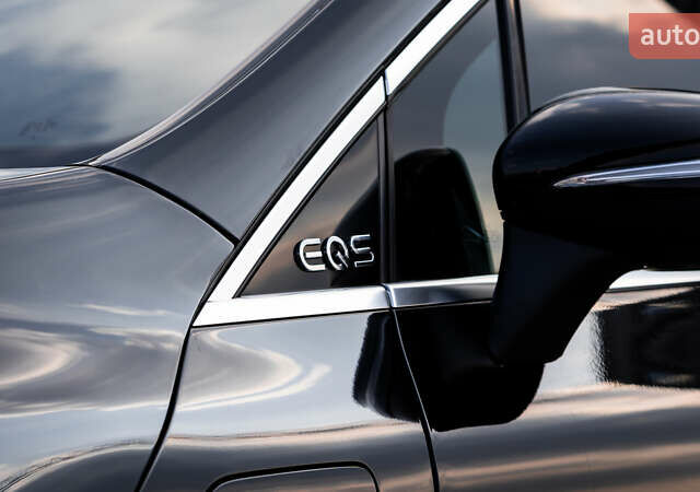 Черный Мерседес EQS SUV, объемом двигателя 0 л и пробегом 33 тыс. км за 60000 $, фото 11 на Automoto.ua