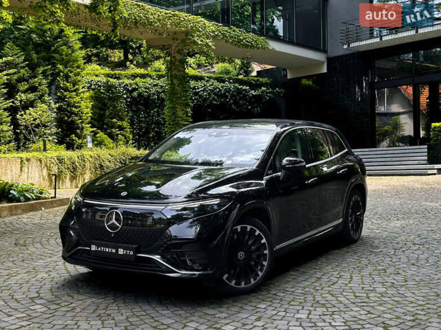 Черный Мерседес EQS SUV, объемом двигателя 0 л и пробегом 25 тыс. км за 87800 $, фото 27 на Automoto.ua