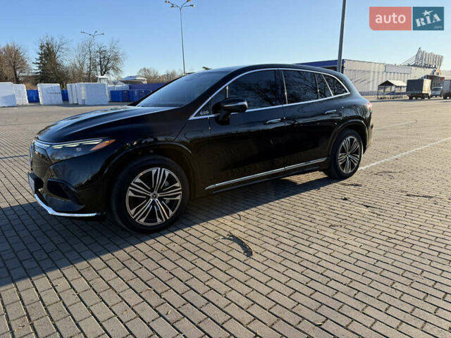 Черный Мерседес EQS SUV, объемом двигателя 0 л и пробегом 49 тыс. км за 55000 $, фото 7 на Automoto.ua