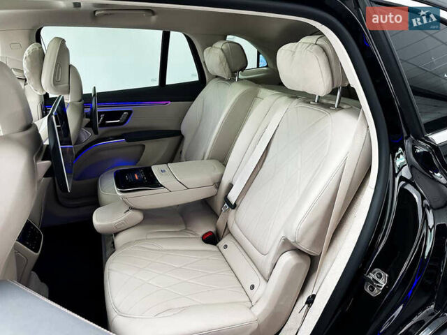 Черный Мерседес EQS SUV, объемом двигателя 0 л и пробегом 25 тыс. км за 87800 $, фото 29 на Automoto.ua