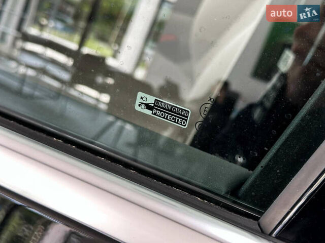 Черный Мерседес EQS SUV, объемом двигателя 0 л и пробегом 25 тыс. км за 87800 $, фото 36 на Automoto.ua