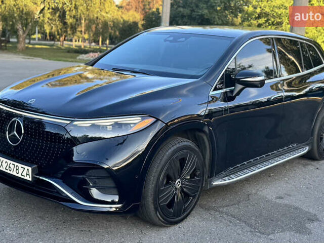 Черный Мерседес EQS SUV, объемом двигателя 0 л и пробегом 60 тыс. км за 57000 $, фото 6 на Automoto.ua