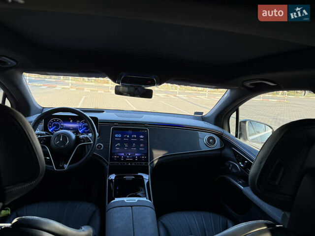 Черный Мерседес EQS SUV, объемом двигателя 0 л и пробегом 49 тыс. км за 55000 $, фото 25 на Automoto.ua