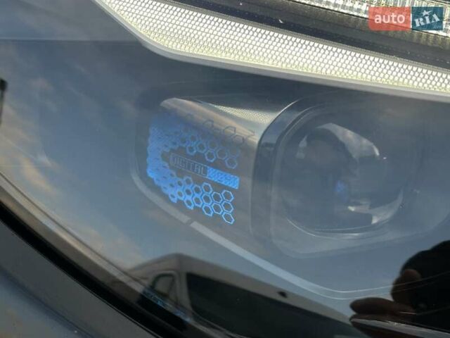 Черный Мерседес EQS SUV, объемом двигателя 0 л и пробегом 15 тыс. км за 77900 $, фото 5 на Automoto.ua