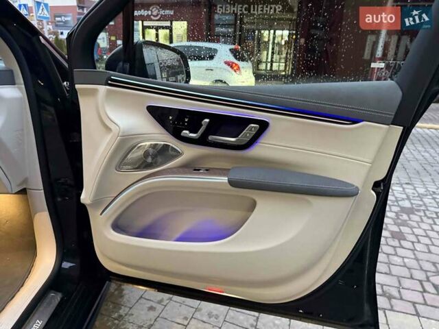 Чорний Мерседес EQS SUV, об'ємом двигуна 0 л та пробігом 28 тис. км за 72900 $, фото 44 на Automoto.ua