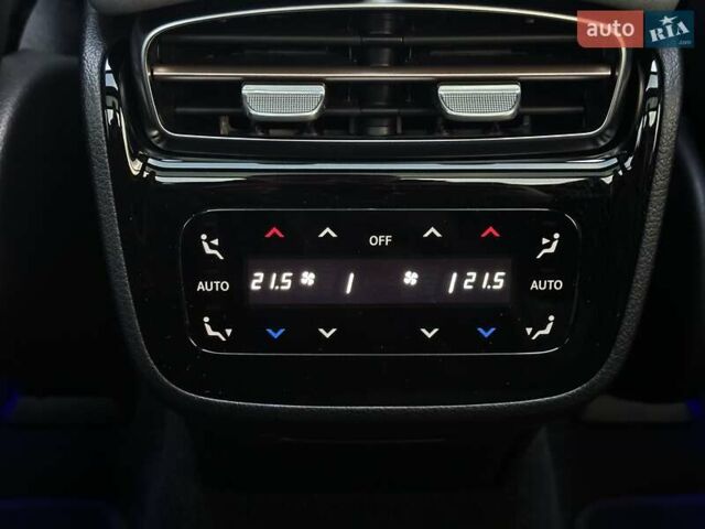 Черный Мерседес EQS SUV, объемом двигателя 0 л и пробегом 15 тыс. км за 77900 $, фото 27 на Automoto.ua