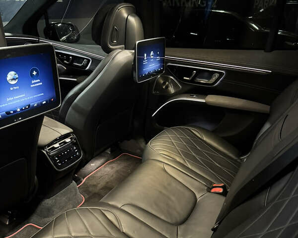 Черный Мерседес EQS SUV, объемом двигателя 0 л и пробегом 60 тыс. км за 57000 $, фото 12 на Automoto.ua
