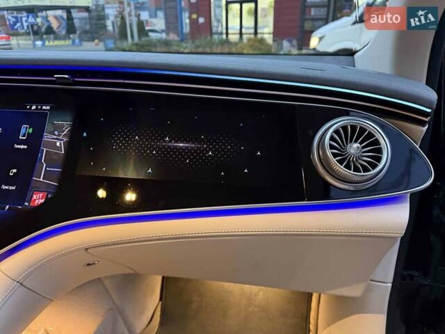 Чорний Мерседес EQS SUV, об'ємом двигуна 0 л та пробігом 28 тис. км за 72900 $, фото 48 на Automoto.ua