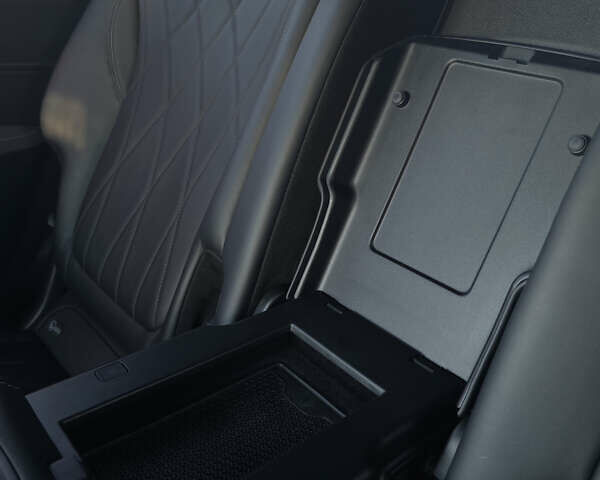 Чорний Мерседес EQS SUV, об'ємом двигуна 0 л та пробігом 24 тис. км за 73500 $, фото 44 на Automoto.ua