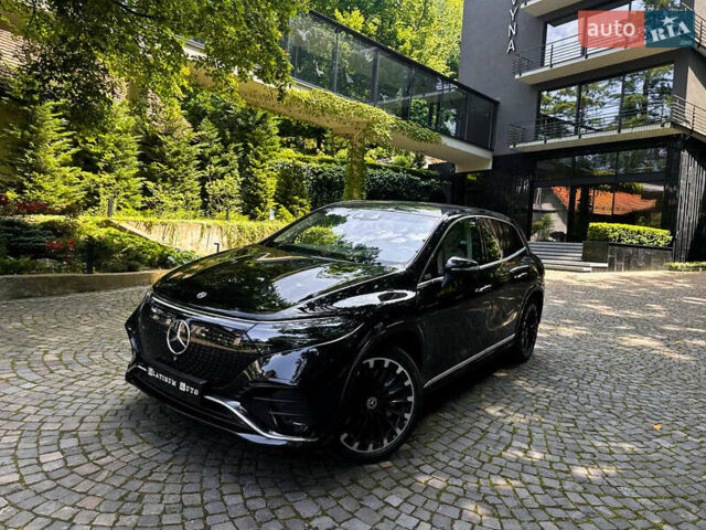 Черный Мерседес EQS SUV, объемом двигателя 0 л и пробегом 25 тыс. км за 87800 $, фото 25 на Automoto.ua