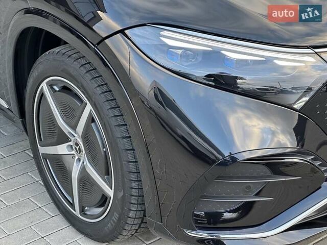 Черный Мерседес EQS SUV, объемом двигателя 0 л и пробегом 15 тыс. км за 77900 $, фото 4 на Automoto.ua