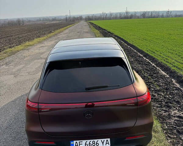 Чорний Мерседес EQS SUV, об'ємом двигуна 0 л та пробігом 19 тис. км за 88000 $, фото 8 на Automoto.ua