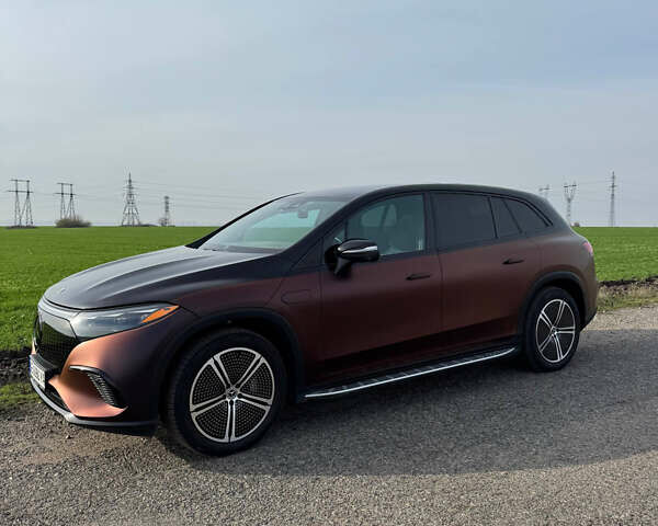 Чорний Мерседес EQS SUV, об'ємом двигуна 0 л та пробігом 19 тис. км за 88000 $, фото 1 на Automoto.ua