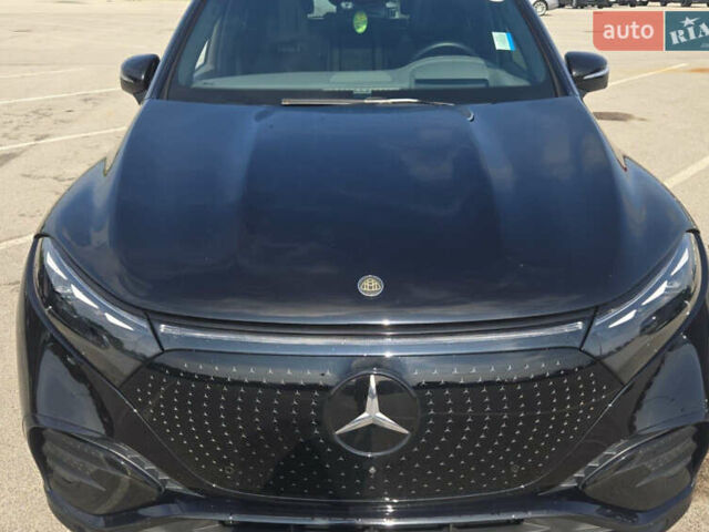 Черный Мерседес EQS SUV, объемом двигателя 0 л и пробегом 19 тыс. км за 98990 $, фото 2 на Automoto.ua