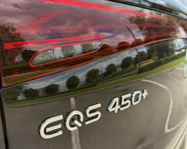Черный Мерседес EQS SUV, объемом двигателя 0 л и пробегом 35 тыс. км за 60999 $, фото 11 на Automoto.ua