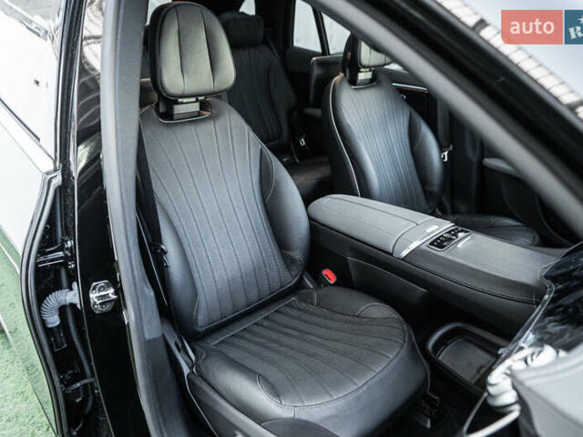 Чорний Мерседес EQS SUV, об'ємом двигуна 0 л та пробігом 3 тис. км за 83900 $, фото 55 на Automoto.ua
