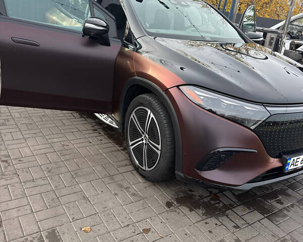 Чорний Мерседес EQS SUV, об'ємом двигуна 0 л та пробігом 19 тис. км за 88000 $, фото 4 на Automoto.ua