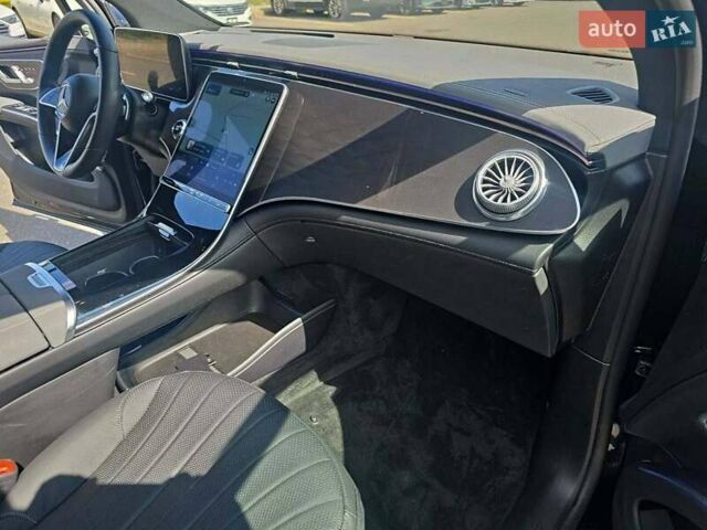 Черный Мерседес EQS SUV, объемом двигателя 0 л и пробегом 9 тыс. км за 85500 $, фото 17 на Automoto.ua