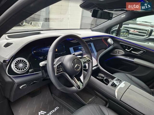 Чорний Мерседес EQS SUV, об'ємом двигуна 0 л та пробігом 39 тис. км за 77777 $, фото 11 на Automoto.ua