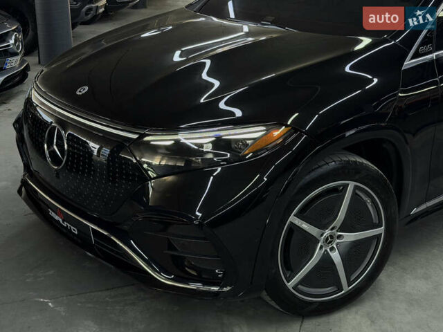 Черный Мерседес EQS SUV, объемом двигателя 0 л и пробегом 33 тыс. км за 69900 $, фото 7 на Automoto.ua
