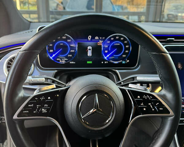 Чорний Мерседес EQS SUV, об'ємом двигуна 0 л та пробігом 69 тис. км за 54499 $, фото 12 на Automoto.ua