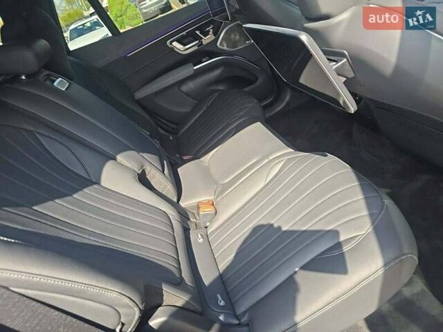 Черный Мерседес EQS SUV, объемом двигателя 0 л и пробегом 9 тыс. км за 85500 $, фото 12 на Automoto.ua