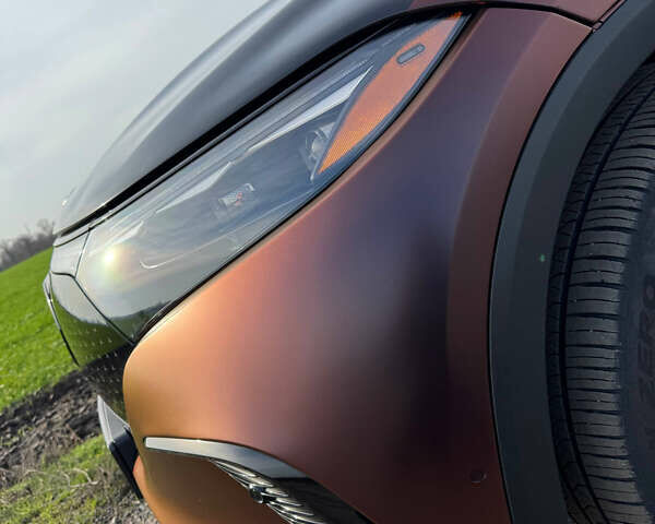 Чорний Мерседес EQS SUV, об'ємом двигуна 0 л та пробігом 19 тис. км за 88000 $, фото 17 на Automoto.ua