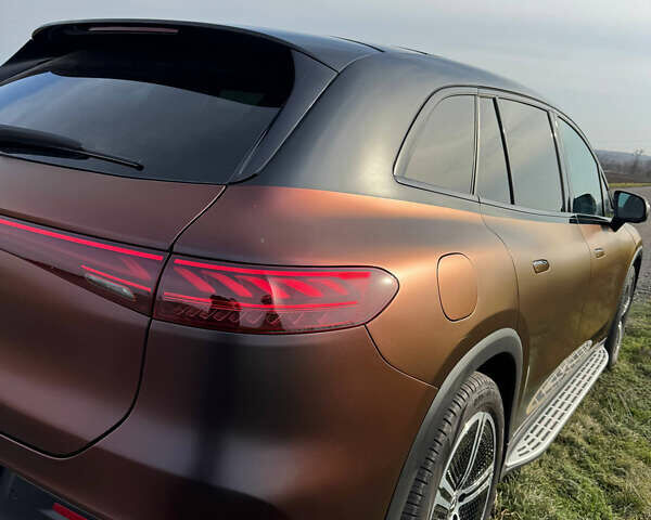 Чорний Мерседес EQS SUV, об'ємом двигуна 0 л та пробігом 19 тис. км за 88000 $, фото 14 на Automoto.ua