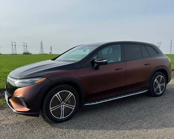 Чорний Мерседес EQS SUV, об'ємом двигуна 0 л та пробігом 19 тис. км за 88000 $, фото 2 на Automoto.ua