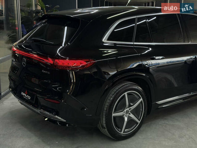 Черный Мерседес EQS SUV, объемом двигателя 0 л и пробегом 33 тыс. км за 69900 $, фото 15 на Automoto.ua