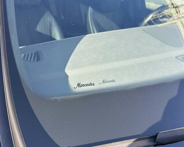 Черный Мерседес EQS SUV, объемом двигателя 0 л и пробегом 33 тыс. км за 95000 $, фото 3 на Automoto.ua