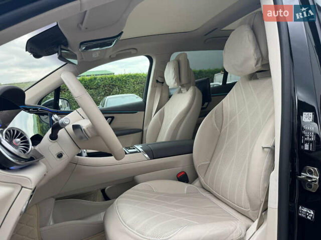 Чорний Мерседес EQS SUV, об'ємом двигуна 0 л та пробігом 36 тис. км за 111000 $, фото 8 на Automoto.ua