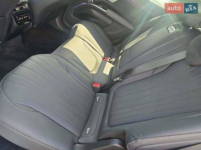 Черный Мерседес EQS SUV, объемом двигателя 0 л и пробегом 9 тыс. км за 85500 $, фото 13 на Automoto.ua