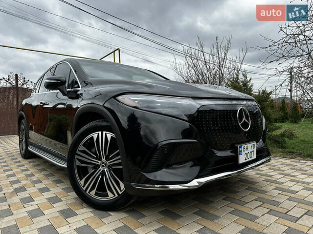 Чорний Мерседес EQS SUV, об'ємом двигуна 0 л та пробігом 2 тис. км за 75000 $, фото 15 на Automoto.ua