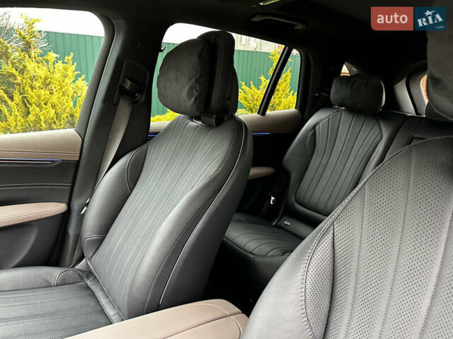 Чорний Мерседес EQS SUV, об'ємом двигуна 0 л та пробігом 2 тис. км за 75000 $, фото 25 на Automoto.ua