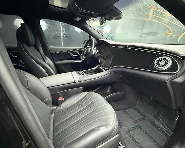 Чорний Мерседес EQS SUV, об'ємом двигуна 0 л та пробігом 29 тис. км за 58000 $, фото 8 на Automoto.ua