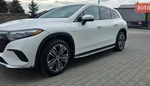 Мерседес EQS SUV, объемом двигателя 0 л и пробегом 27 тыс. км за 54900 $, фото 7 на Automoto.ua
